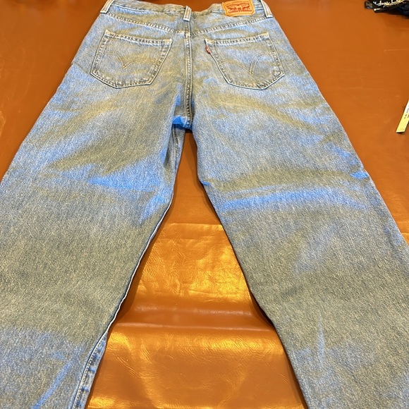 Levi’s high waisted straight jeans, medium wash. - Picture 5 of 5